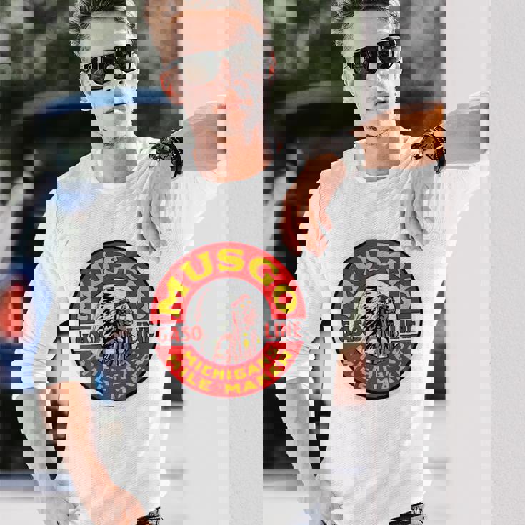 バックプリントのみ レトロ ヴィンテージ ガソリンスタンド ムスゴ ガソリンオイル 長袖Tシャツ 彼への贈り物