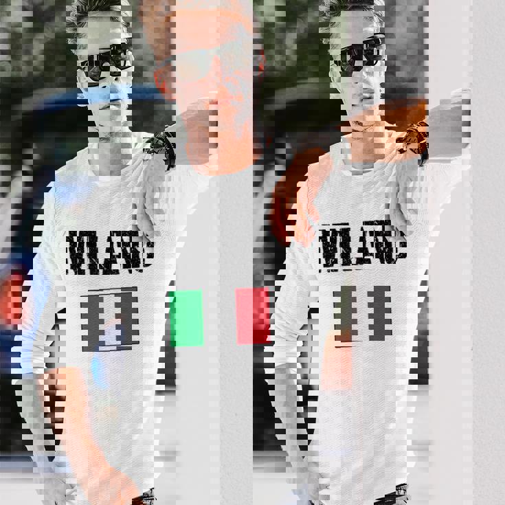 ミラノ イタリア ミラノ イタリー 旗 イタリアン 長袖Tシャツ 彼への贈り物