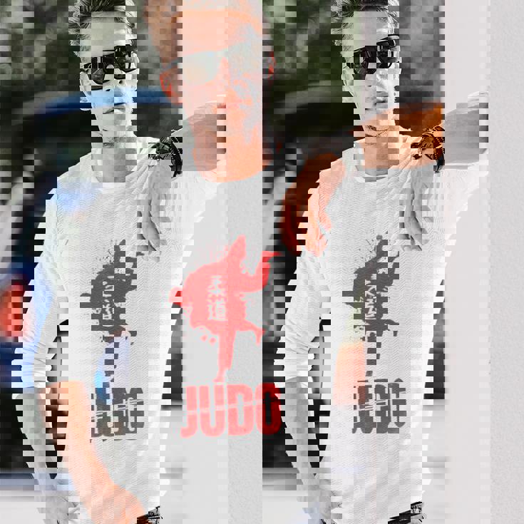 柔道着のクールな柔道tシャツ。 長袖Tシャツ 彼への贈り物