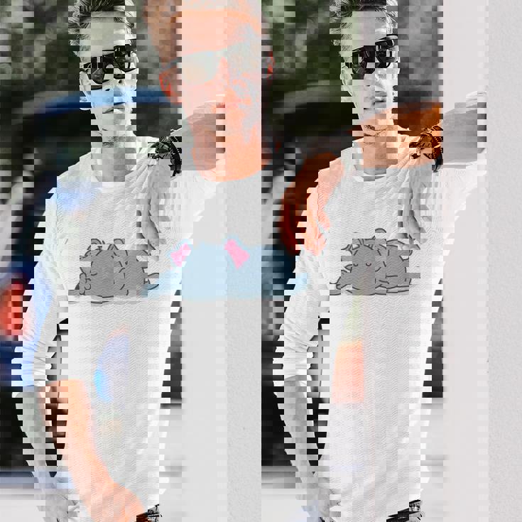 眠っている象 長袖Tシャツ 彼への贈り物