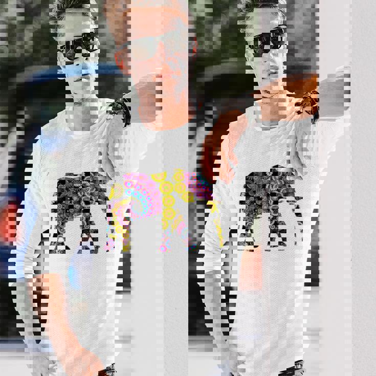 象のシルエット、かわいいボヘミアンデザイン。 長袖Tシャツ 彼への贈り物