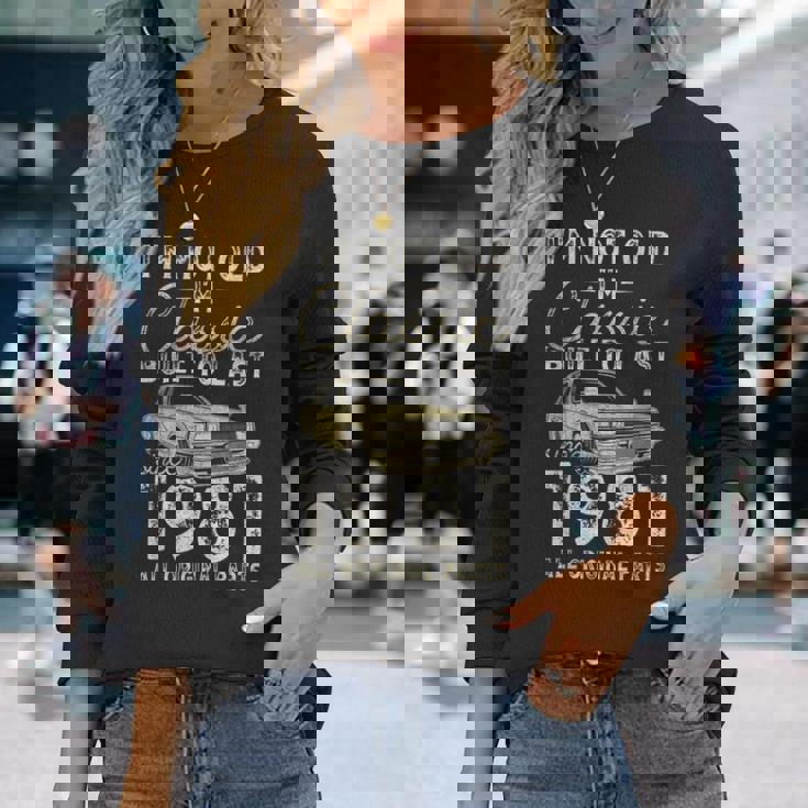 45 歳の誕生日、1981 年以来、クラシックカー、45 歳 長袖Tシャツ 彼女への贈り物