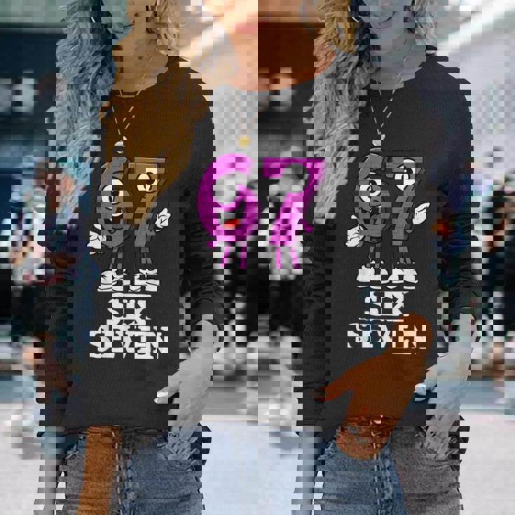 67 シックスセブン 6-7 面白いイタリアンブレインロットゲームスラングミーム 長袖Tシャツ 彼女への贈り物