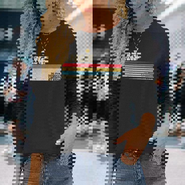 Angie パーソナライズ 名前 レトロ ヴィンテージ 70年代 80年代 90年代 誕生日 長袖Tシャツ 彼女への贈り物