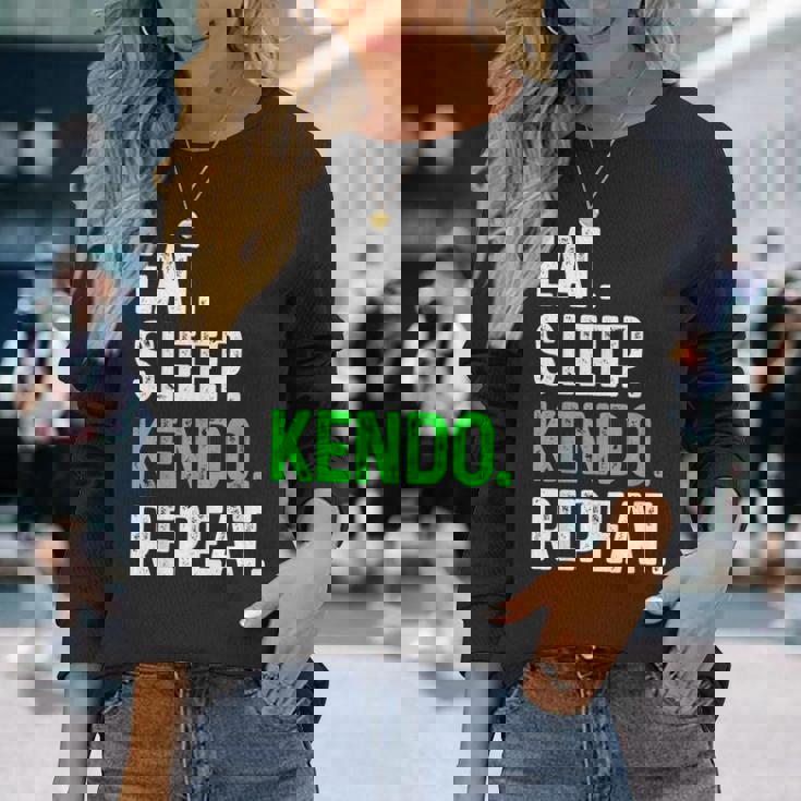 Eatleep Kendo Repeat 面白い格闘技コンバット 長袖Tシャツ 彼女への贈り物