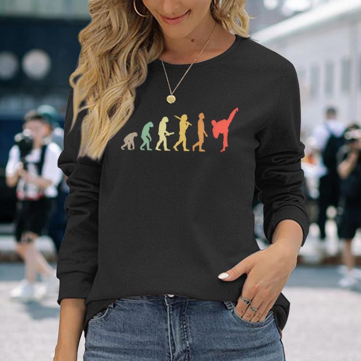 Karaté Évolution Rétro Cadeau Pour Karatéka T-shirt à manches longues Cadeaux pour elle
