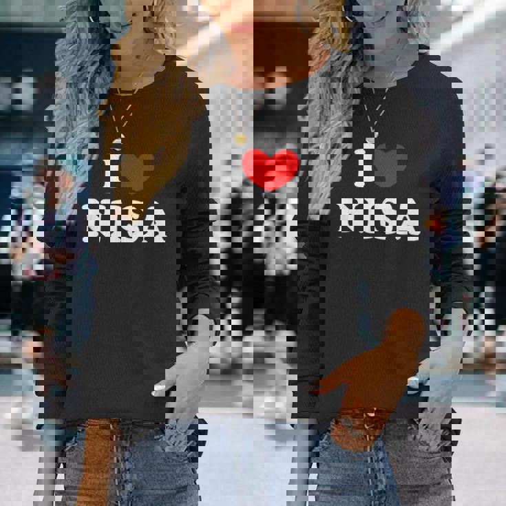 I Love Nisa 私は愛する Nisa 長袖Tシャツ 彼女への贈り物