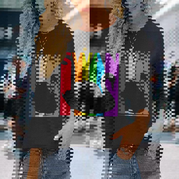 かわいいレインボースワンの鳥が好きな人 長袖tシャツ 長袖Tシャツ 彼女への贈り物