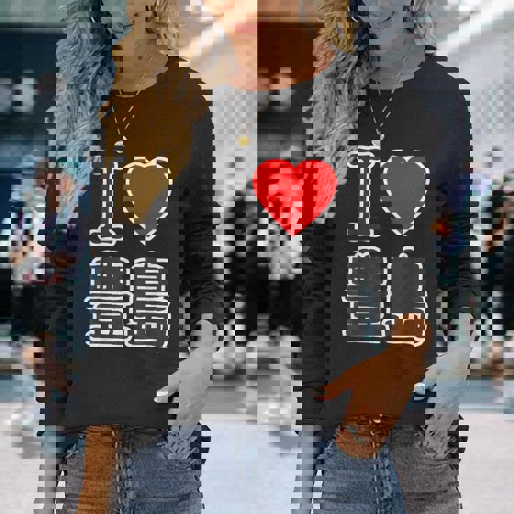 アイラブ・豊島（I Love ハート）豊島区 ビッグ 大きな文字【23区・東京都】ジモtティ 地元愛 面白い 長袖Tシャツ 彼女への贈り物