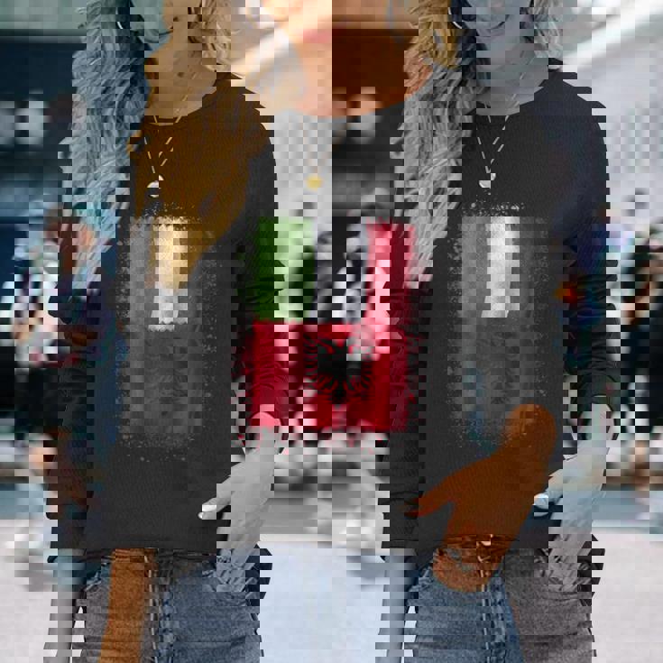 アルバニアのイタリアの愛-アルバニアとイタリア 長袖tシャツ 長袖Tシャツ 彼女への贈り物