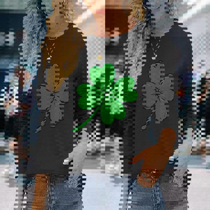 オリジナルラッキー四つ葉クローバー 長袖Tシャツ 彼女への贈り物