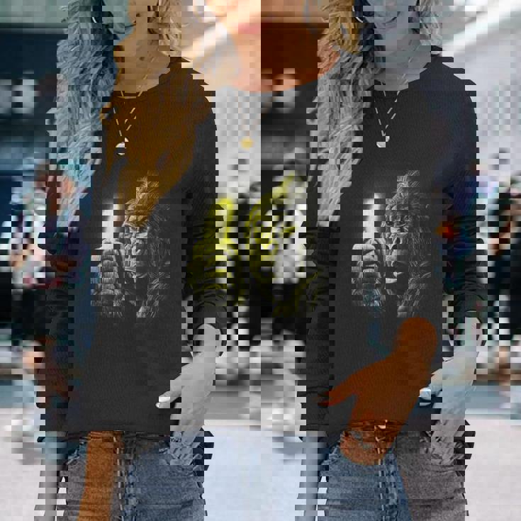 ゴリラとバナナ 長袖Tシャツ 彼女への贈り物