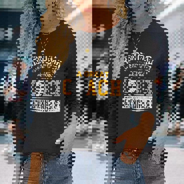 サッカーコーチ ギフト 感謝チーム プレイヤー ラブスポーツチーム 長袖Tシャツ 彼女への贈り物