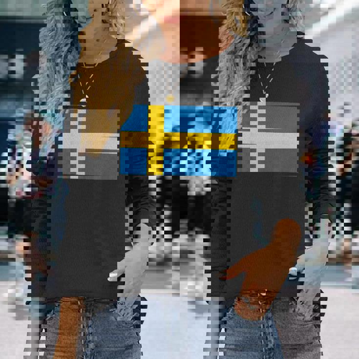 スウェーデンの国旗 長袖Tシャツ 彼女への贈り物