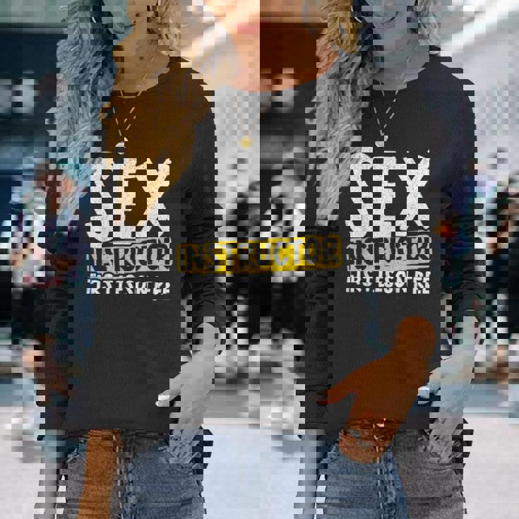 セックスインストラクター 初めてのレッスン 自由恋愛 セックス教師 長袖Tシャツ 彼女への贈り物