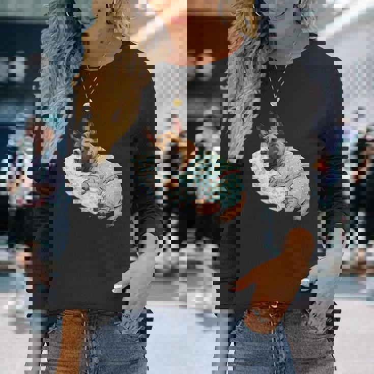 パジャマで寝ているかわいいベルギーのマリノア犬就寝アート 長袖tシャツ 長袖Tシャツ 彼女への贈り物