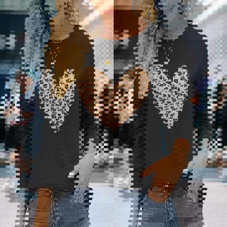 ヒョウ柄のハート／チーター柄のデザイン 長袖Tシャツ 彼女への贈り物