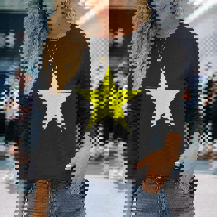 ベトナム国旗 星 ベトナム国旗ハノイ サイゴン 長袖Tシャツ 彼女への贈り物