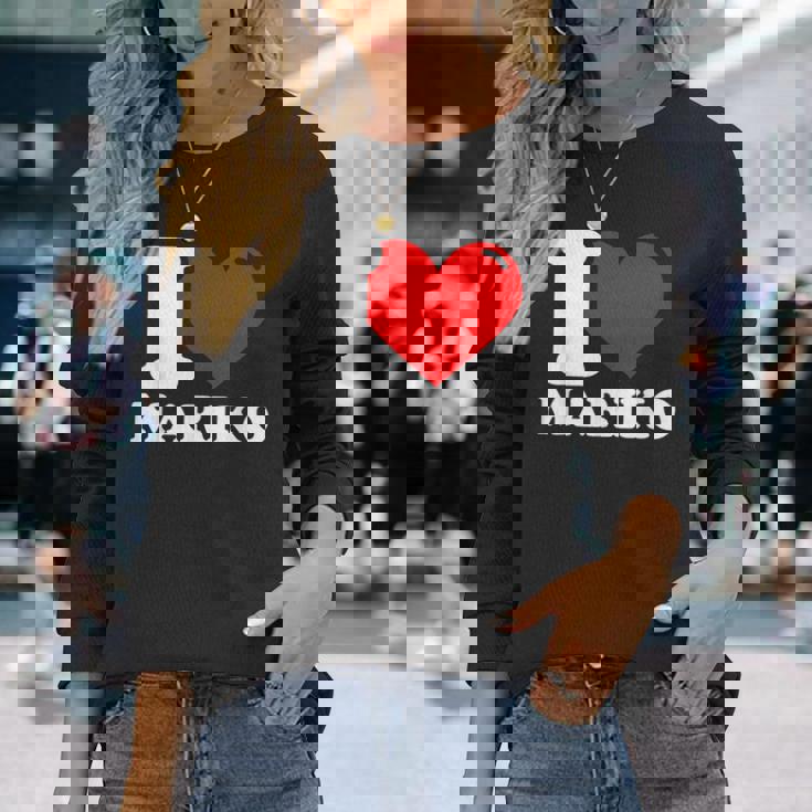 マリコという名前が大好きです 長袖Tシャツ 彼女への贈り物