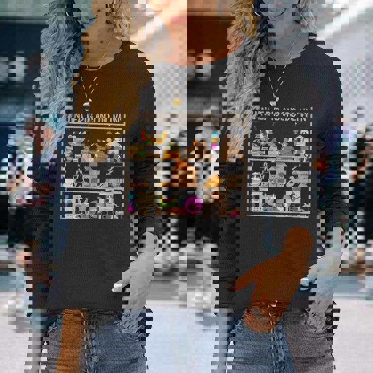 モルモットのコンドの生活のおもちゃヘイベッドの隠れ家の家 長袖Tシャツ 彼女への贈り物