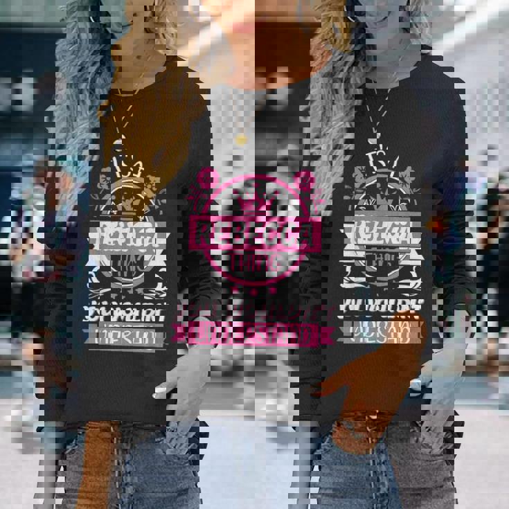 レベッカの名前 長袖Tシャツ 彼女への贈り物