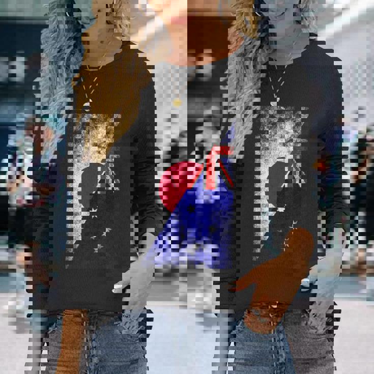 日本とオーストラリアの国旗 日本オーストラリア。 長袖Tシャツ 彼女への贈り物