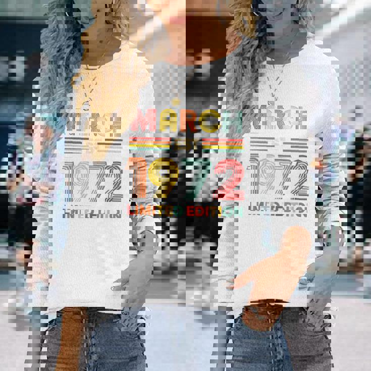 1972年3月日 誕生日 限定版 54歳 54歳 長袖Tシャツ 彼女への贈り物