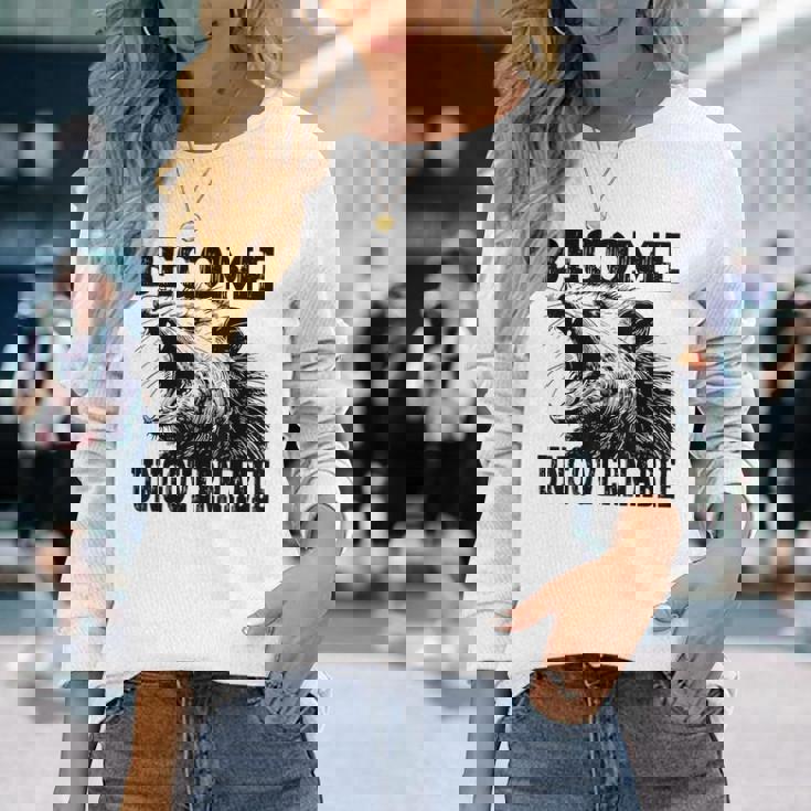 Raccoon Become Ungovernable ビンテージ グラフィック パンダ ミーム 長袖Tシャツ 彼女への贈り物