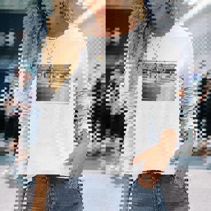 Liminalpaces バックプリントaporwave バックルーム パステルゴス 長袖Tシャツ 彼女への贈り物