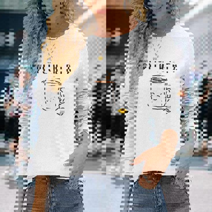 お茶をこぼす 友情 お茶好きの人 かわいい かわいい 湯呑み パーティー 長袖Tシャツ 彼女への贈り物