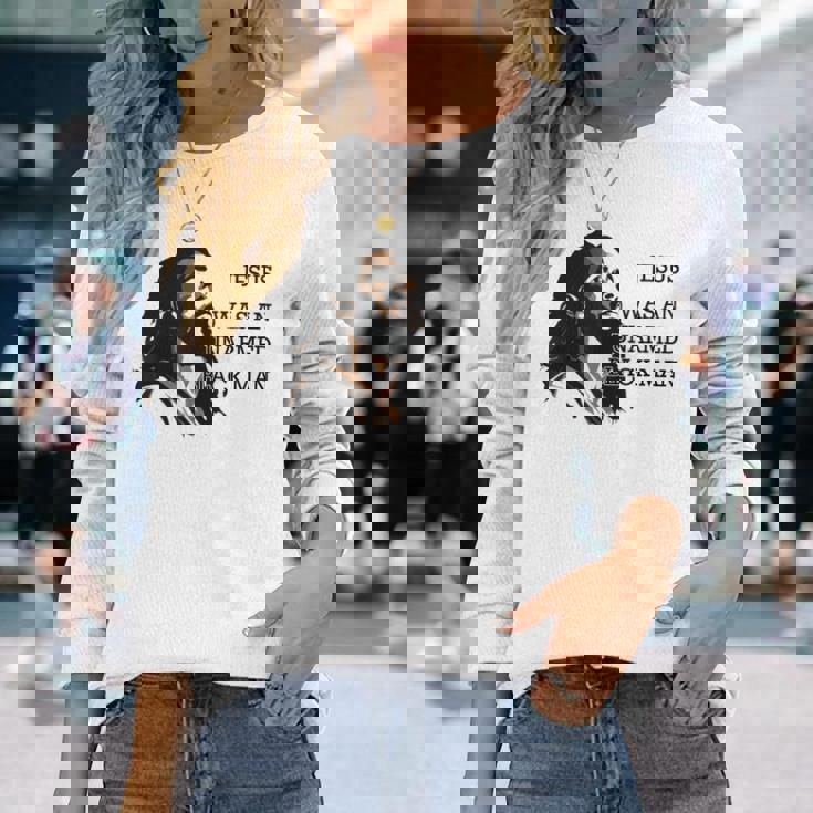 イエスは非武装の黒人だった 長袖Tシャツ 彼女への贈り物