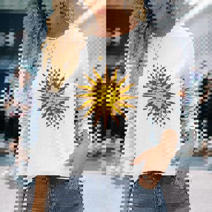 ウルグアイ ヘリテージ ヴィンテージ ウルグアイ人 5月の息子 長袖Tシャツ 彼女への贈り物