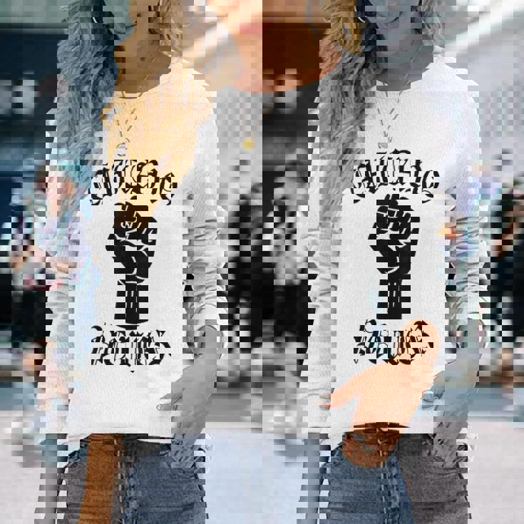 チカーノパワー メキシコ メキシコ ラティーナ ラテンクス ラザノ ラ ミグラ 長袖Tシャツ 彼女への贈り物