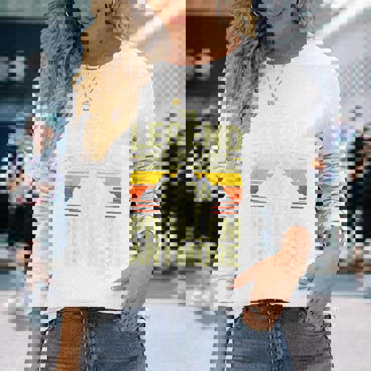 レジェンドが引退した2026年 おかしな退職祝い 長袖Tシャツ 彼女への贈り物