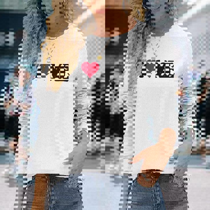 レッドハートデザイン I Love Me 長袖Tシャツ 彼女への贈り物