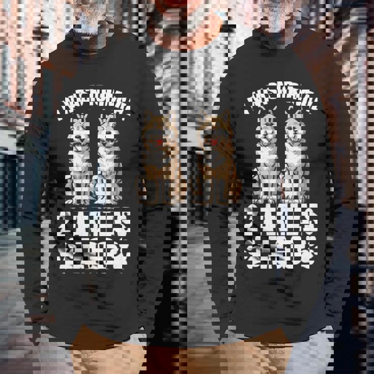 2 秋田犬前は普通だった 面白い秋田犬愛好家 長袖tシャツ 長袖Tシャツ 高齢者への贈り物