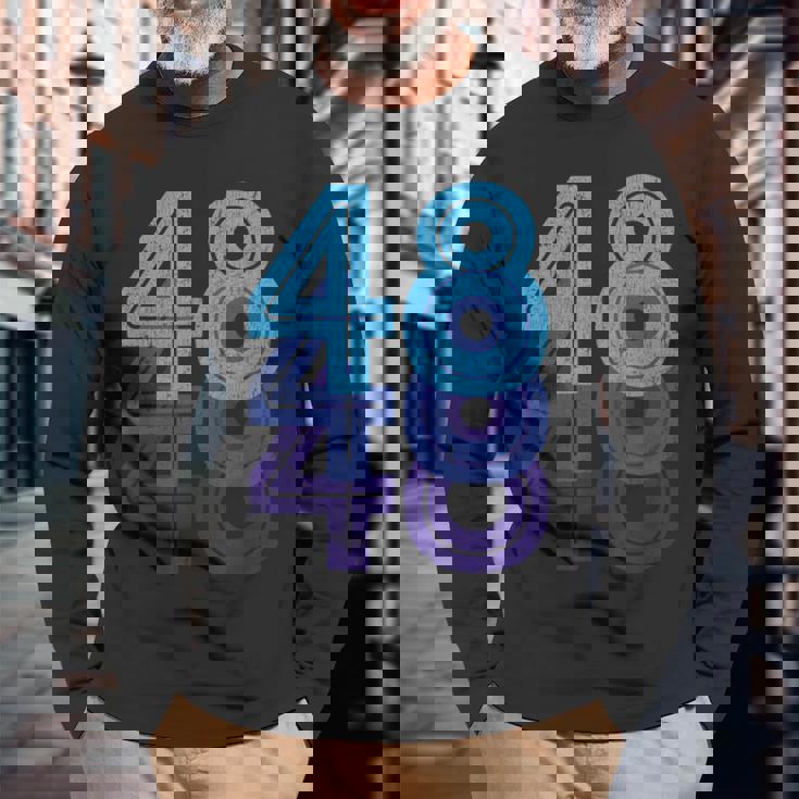 48ラッキーナンバー48歳の誕生日のスポーツチーム 長袖Tシャツ 高齢者への贈り物