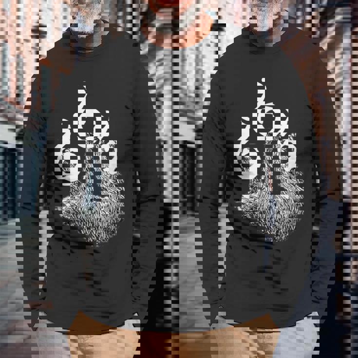 666 野獣のマークにぶら下がっているナマケモノ 面白いサタンシャツ 長袖Tシャツ 高齢者への贈り物