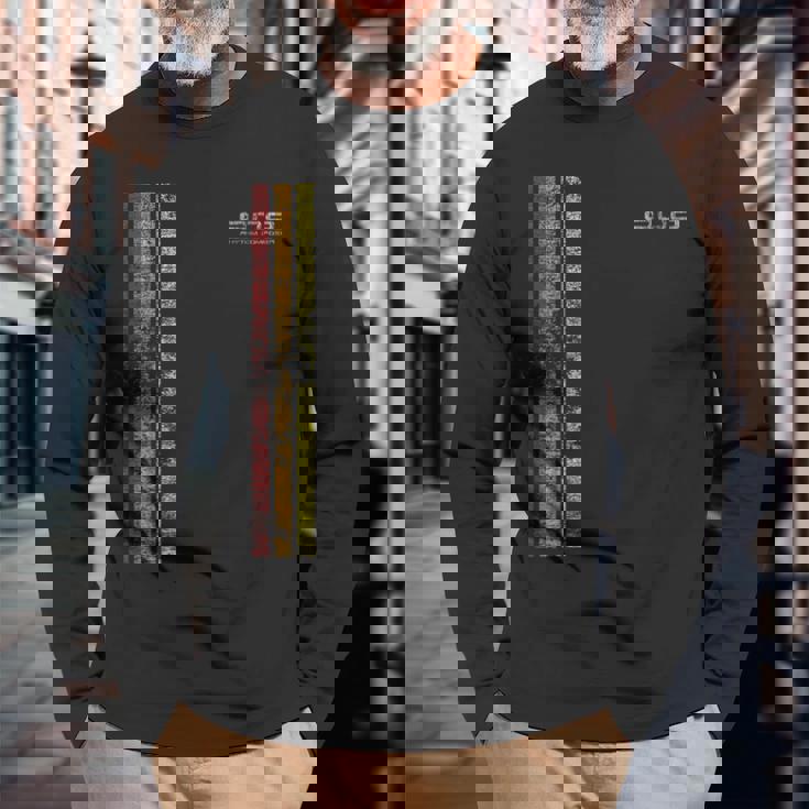 808レトロスタイルリズム作曲家電子ドラムマシンtr 長袖Tシャツ 高齢者への贈り物