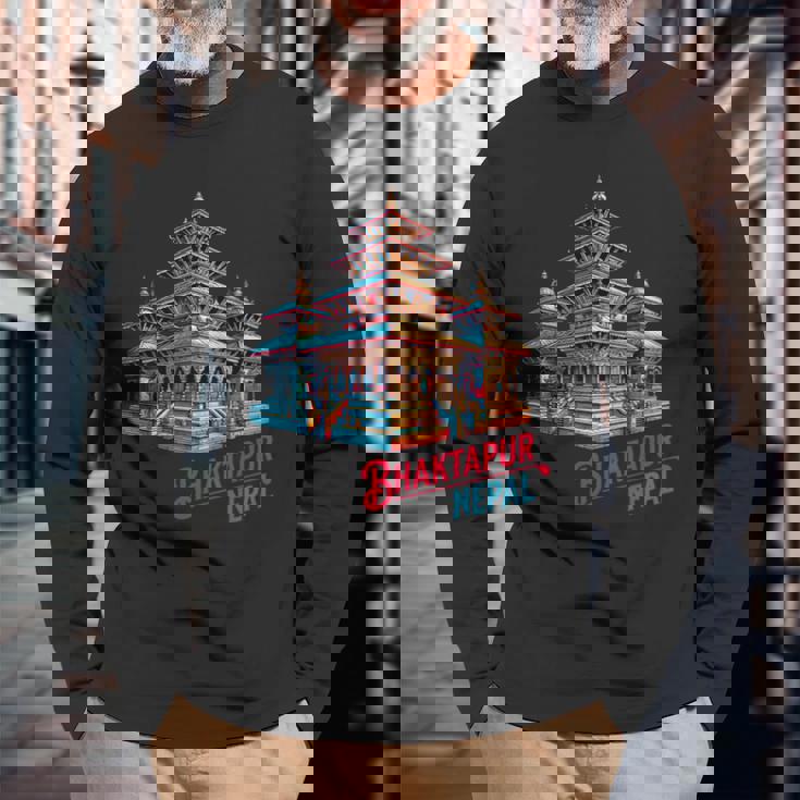 Bhaktapur Durbar スクエア 寺院 ネパール建築 長袖Tシャツ 高齢者への贈り物