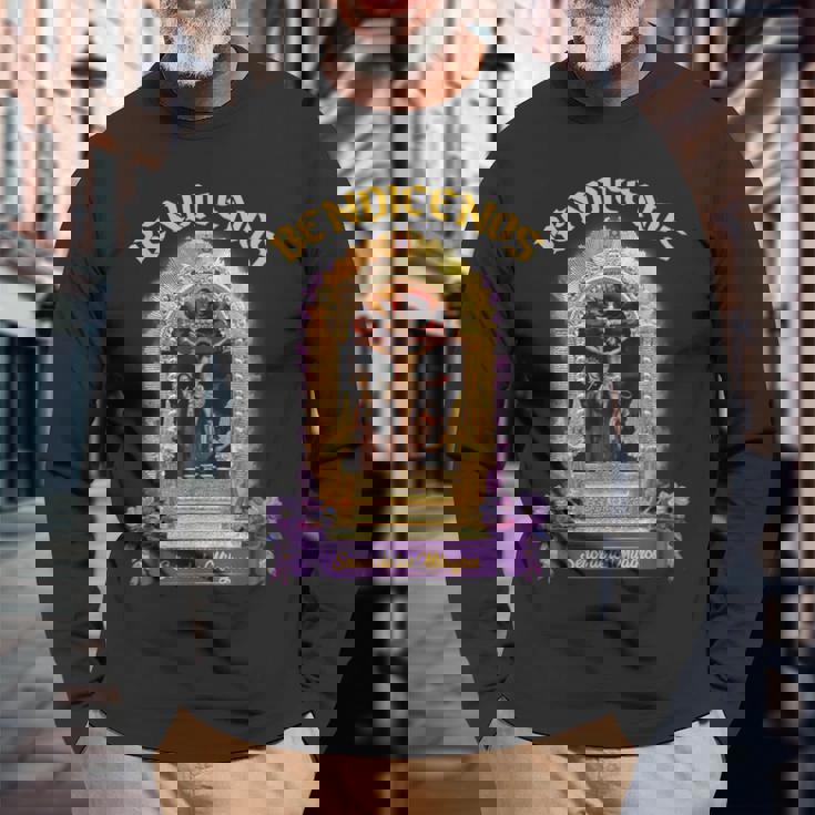 Eleñor De Los Milagros Is The Patron Of Peruvian Lima Peru 長袖Tシャツ 高齢者への贈り物