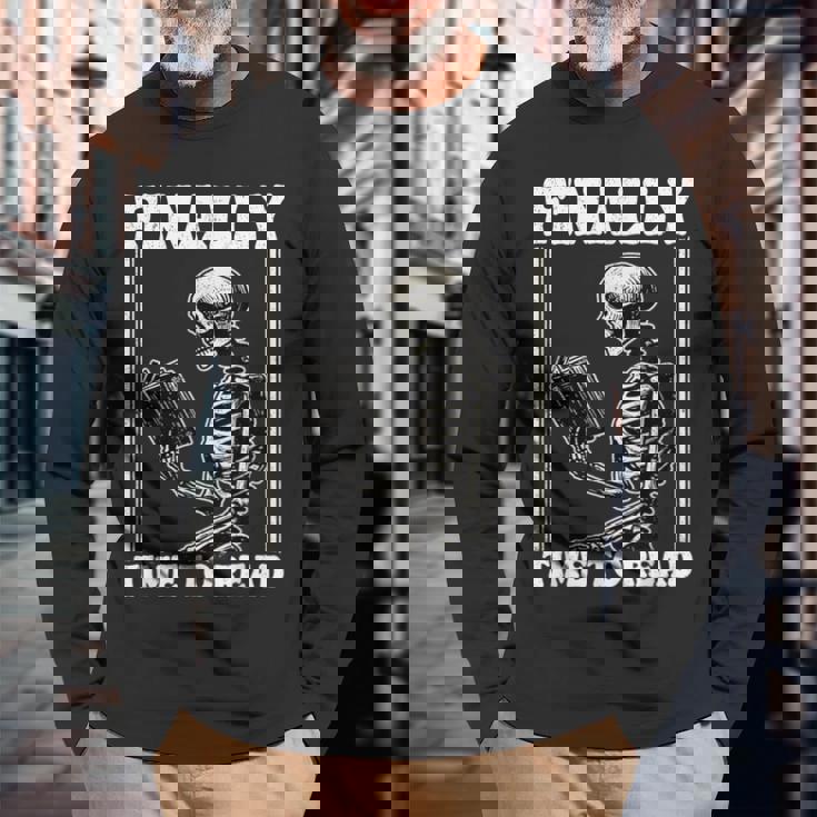 Finally Time To Read Book Lover Bookworm スケルトン 面白い本 長袖Tシャツ 高齢者への贈り物