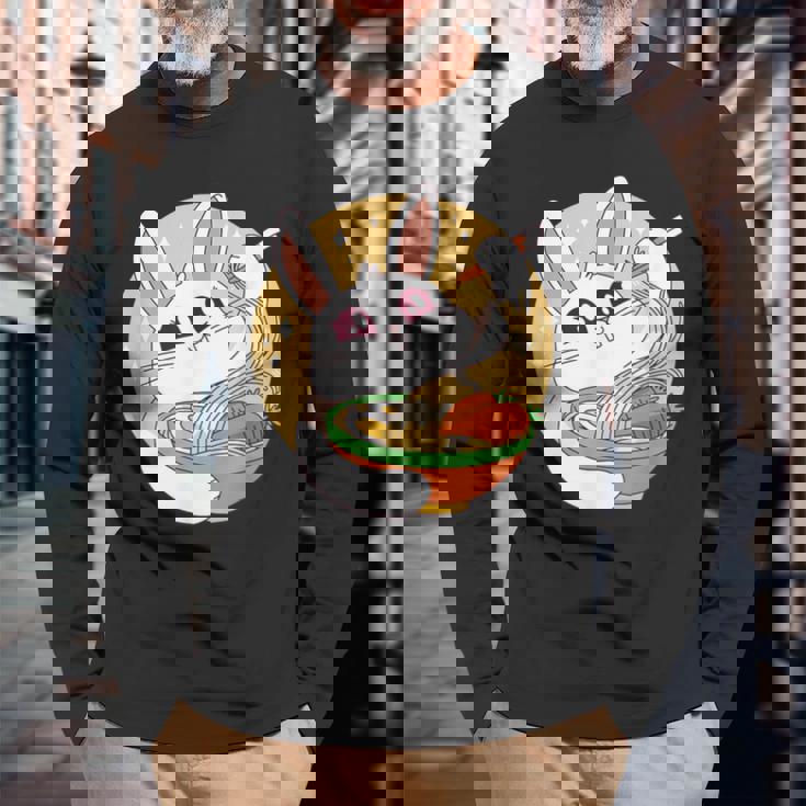 かわいい ウサギ 食べる ラーメン 漫画 カワイイ 食べ物 好き 長袖Tシャツ 高齢者への贈り物