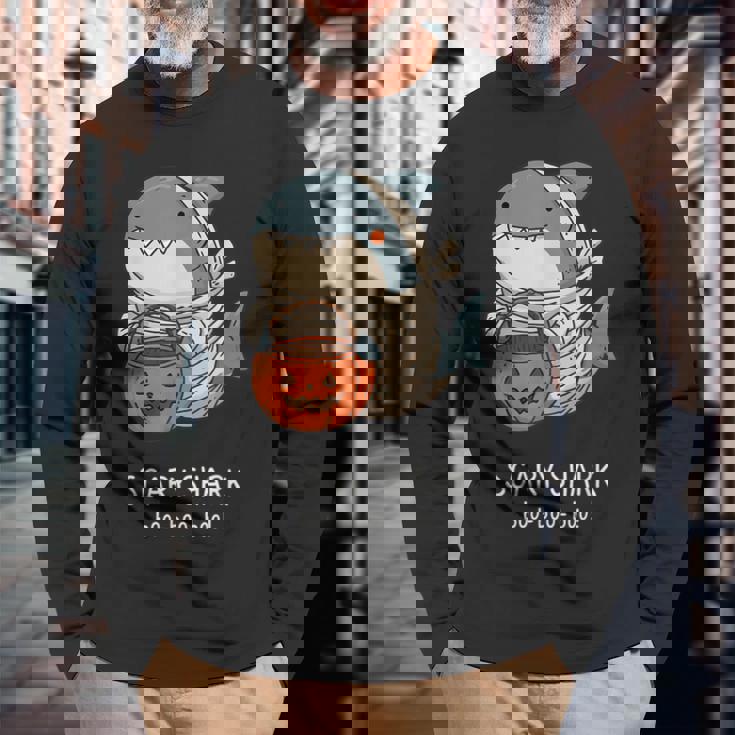 かわいいサメ ミイラ ハロウィン メンズ レディース キッズ おもしろサメ 長袖Tシャツ 高齢者への贈り物