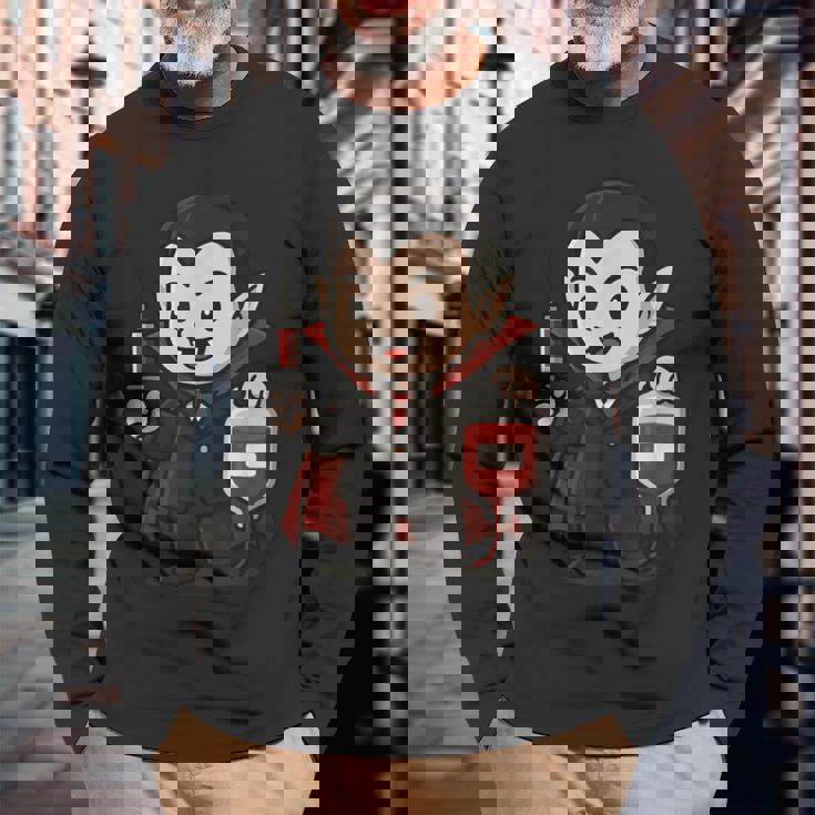 かわいい吸血鬼 Phlebotomy ジョーク 血液描画 看護師 静脈内科医 長袖Tシャツ 高齢者への贈り物