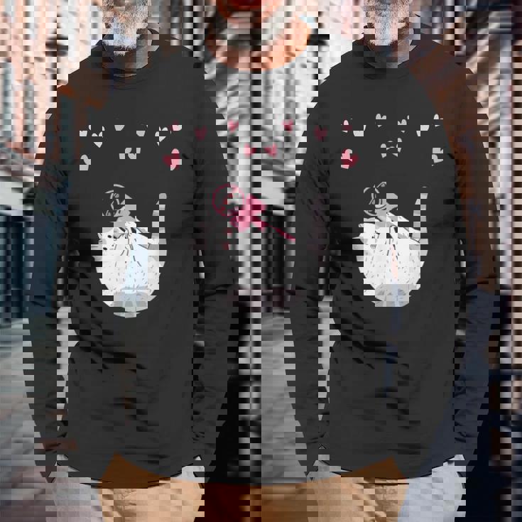 かわいい毛糸の猫はけん玉ハートを弾く 長袖Tシャツ 高齢者への贈り物