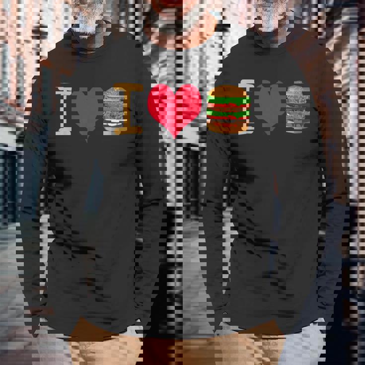 アイ・ラブ・デラックス・ハンバーガー 長袖Tシャツ 高齢者への贈り物