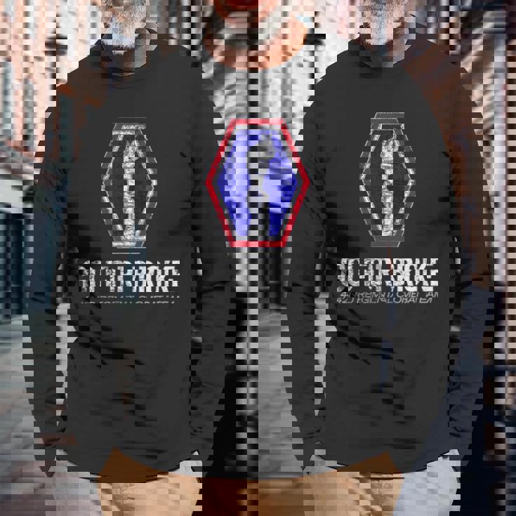 アメリカン・マローダー：第442連隊戦闘チーム・ゴー・フォー・ブローク 長袖Tシャツ 高齢者への贈り物