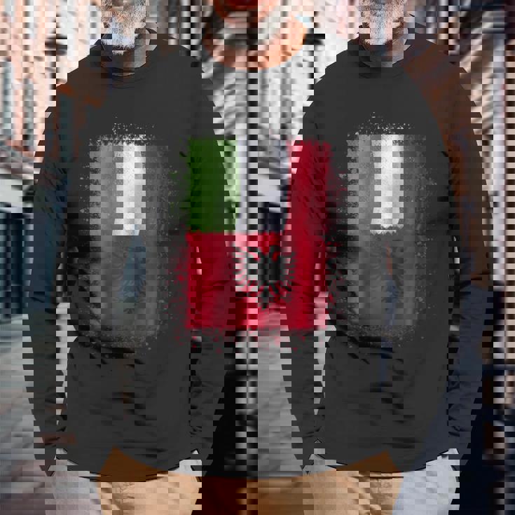アルバニアのイタリアの愛-アルバニアとイタリア 長袖tシャツ 長袖Tシャツ 高齢者への贈り物