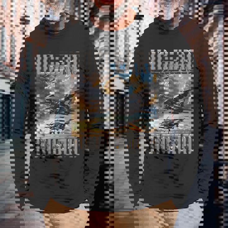 イタリア ブレイン ロット キャラクター ヌクレアロ 恐竜 キッズ ミーム 長袖Tシャツ 高齢者への贈り物